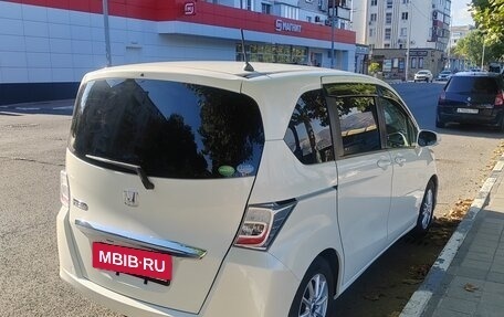 Honda Freed I, 2012 год, 970 000 рублей, 4 фотография