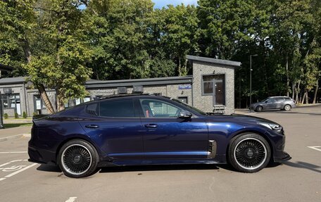 KIA Stinger I, 2022 год, 4 200 000 рублей, 8 фотография