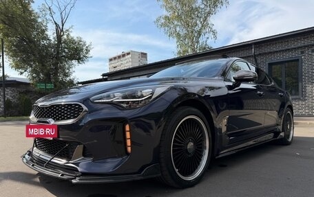 KIA Stinger I, 2022 год, 4 200 000 рублей, 10 фотография
