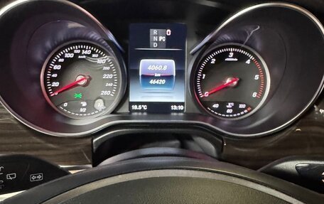 Mercedes-Benz V-Класс, 2017 год, 6 500 000 рублей, 14 фотография