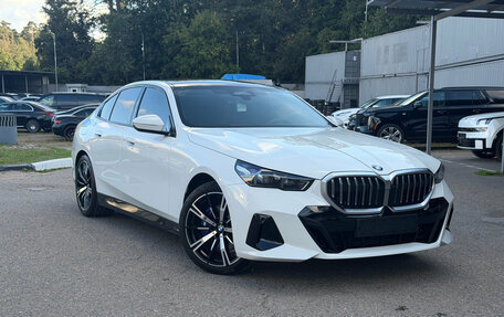 BMW 5 серия, 2026 год, 9 290 000 рублей, 3 фотография