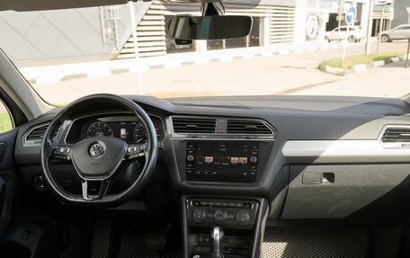 Volkswagen Tiguan II, 2017 год, 2 170 000 рублей, 7 фотография