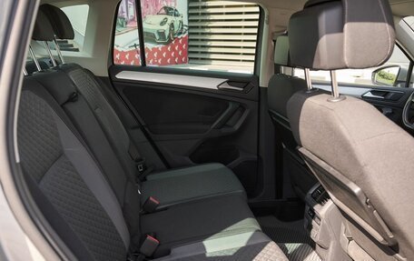 Volkswagen Tiguan II, 2017 год, 2 170 000 рублей, 8 фотография