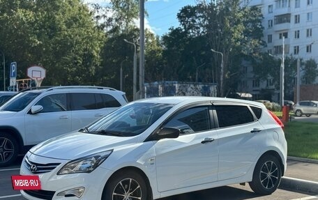 Hyundai Solaris II рестайлинг, 2014 год, 980 000 рублей, 3 фотография