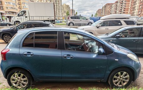 Toyota Yaris III рестайлинг, 2008 год, 345 000 рублей, 3 фотография