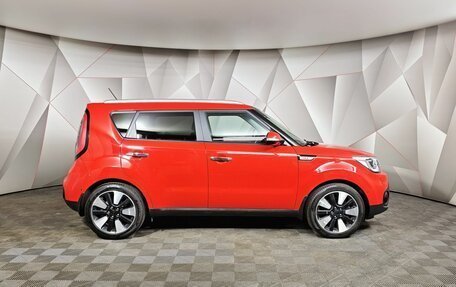 KIA Soul II рестайлинг, 2018 год, 1 519 000 рублей, 6 фотография