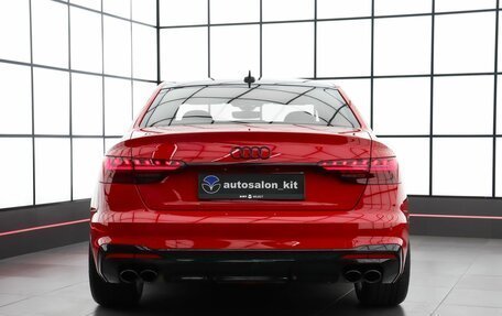 Audi A4, 2021 год, 4 890 000 рублей, 5 фотография