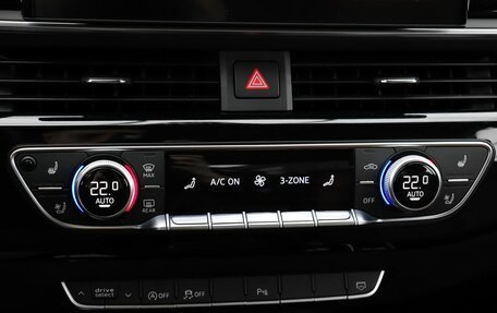 Audi A4, 2021 год, 4 890 000 рублей, 16 фотография