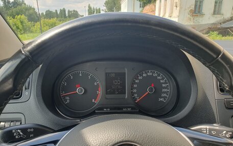 Volkswagen Polo VI (EU Market), 2015 год, 1 050 000 рублей, 14 фотография