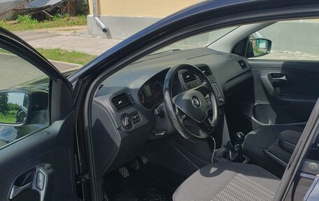 Volkswagen Polo VI (EU Market), 2015 год, 1 050 000 рублей, 16 фотография