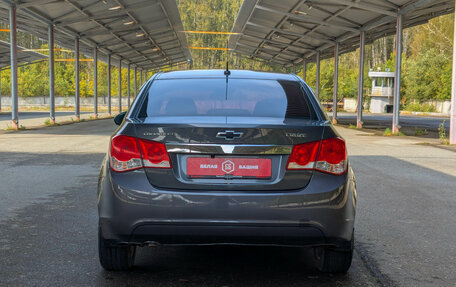 Chevrolet Cruze II, 2011 год, 699 900 рублей, 6 фотография