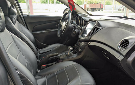 Chevrolet Cruze II, 2011 год, 699 900 рублей, 10 фотография