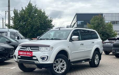 Mitsubishi Pajero Sport II рестайлинг, 2015 год, 1 879 000 рублей, 3 фотография