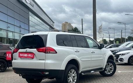 Mitsubishi Pajero Sport II рестайлинг, 2015 год, 1 879 000 рублей, 4 фотография