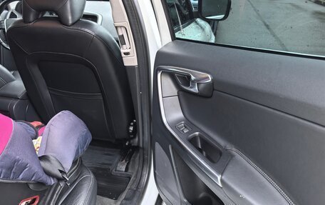 Volvo XC60 II, 2015 год, 2 400 000 рублей, 7 фотография