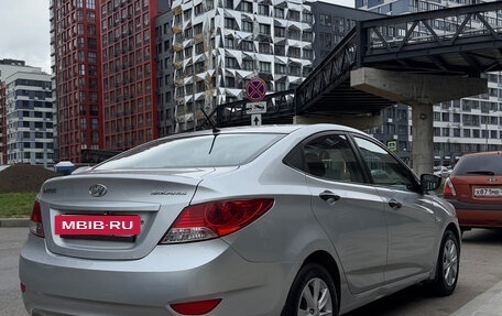 Hyundai Solaris II рестайлинг, 2013 год, 650 000 рублей, 4 фотография