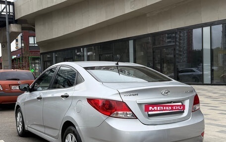 Hyundai Solaris II рестайлинг, 2013 год, 650 000 рублей, 2 фотография