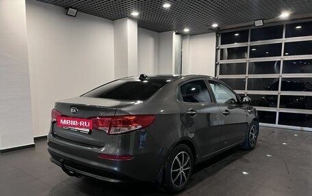 KIA Rio III рестайлинг, 2017 год, 1 000 000 рублей, 3 фотография