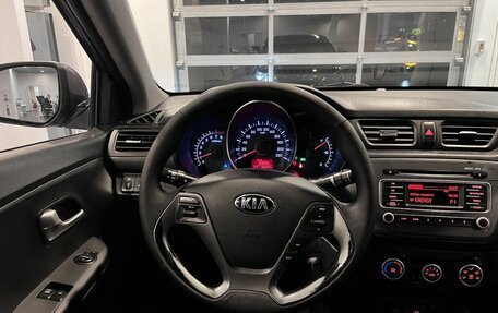 KIA Rio III рестайлинг, 2017 год, 1 000 000 рублей, 10 фотография