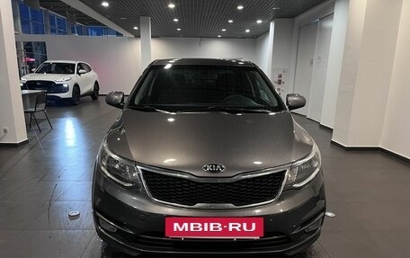 KIA Rio III рестайлинг, 2017 год, 1 000 000 рублей, 8 фотография