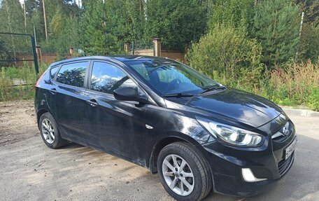 Hyundai Solaris II рестайлинг, 2013 год, 840 000 рублей, 3 фотография
