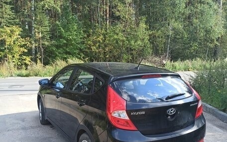 Hyundai Solaris II рестайлинг, 2013 год, 840 000 рублей, 5 фотография