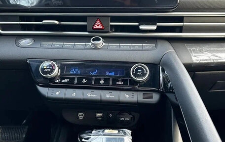 Hyundai Elantra, 2024 год, 1 790 000 рублей, 11 фотография