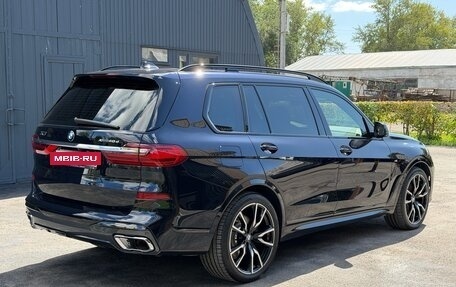BMW X7, 2021 год, 8 999 999 рублей, 3 фотография