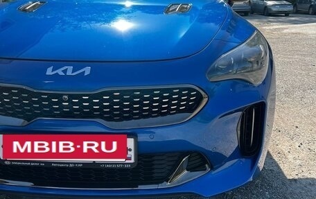 KIA Stinger I, 2018 год, 2 500 000 рублей, 2 фотография
