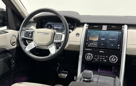 Land Rover Discovery IV, 2024 год, 11 290 000 рублей, 9 фотография