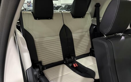 Land Rover Discovery IV, 2024 год, 11 290 000 рублей, 20 фотография