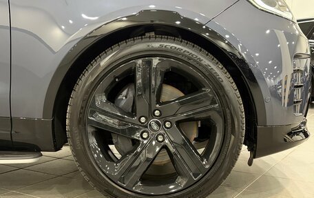 Land Rover Discovery IV, 2024 год, 11 290 000 рублей, 29 фотография