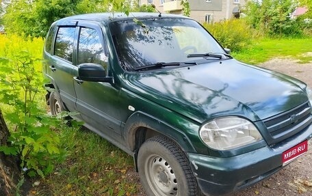 Chevrolet Niva I рестайлинг, 2004 год, 200 000 рублей, 1 фотография