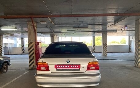 BMW 5 серия, 2001 год, 880 000 рублей, 9 фотография