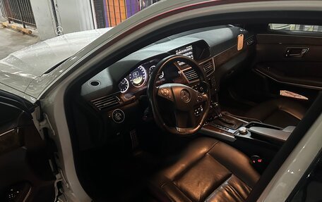 Mercedes-Benz E-Класс, 2011 год, 1 130 000 рублей, 7 фотография