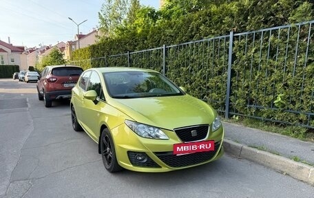 SEAT Ibiza IV рестайлинг 2, 2009 год, 800 000 рублей, 2 фотография