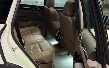 Porsche Cayenne III, 2011 год, 3 499 000 рублей, 16 фотография