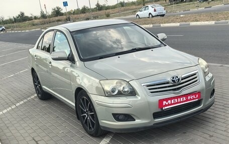 Toyota Avensis III рестайлинг, 2006 год, 900 000 рублей, 2 фотография