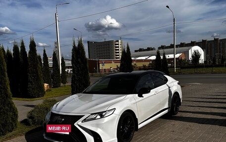 Toyota Camry, 2022 год, 3 950 000 рублей, 3 фотография
