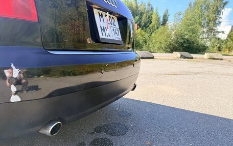 Audi A4, 2003 год, 550 000 рублей, 10 фотография