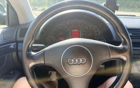 Audi A4, 2003 год, 550 000 рублей, 22 фотография