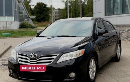 Toyota Camry, 2011 год, 1 150 000 рублей, 2 фотография