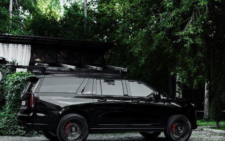 Cadillac Escalade V, 2023 год, 13 400 000 рублей, 6 фотография