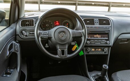 Volkswagen Polo VI (EU Market), 2011 год, 878 000 рублей, 15 фотография