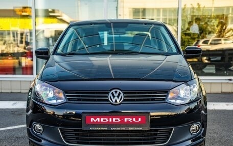 Volkswagen Polo VI (EU Market), 2011 год, 878 000 рублей, 2 фотография