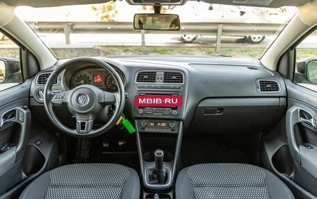 Volkswagen Polo VI (EU Market), 2011 год, 878 000 рублей, 14 фотография