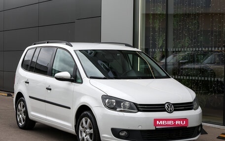 Volkswagen Touran III, 2012 год, 898 000 рублей, 3 фотография