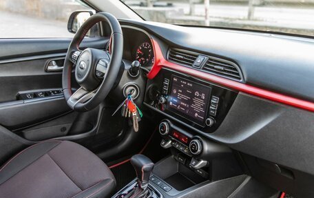 KIA Rio IV, 2021 год, 1 688 000 рублей, 31 фотография