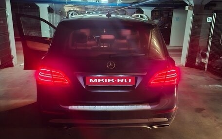 Mercedes-Benz GLE, 2015 год, 3 000 000 рублей, 21 фотография