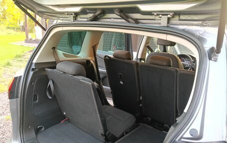 Opel Zafira C рестайлинг, 2017 год, 1 370 000 рублей, 8 фотография